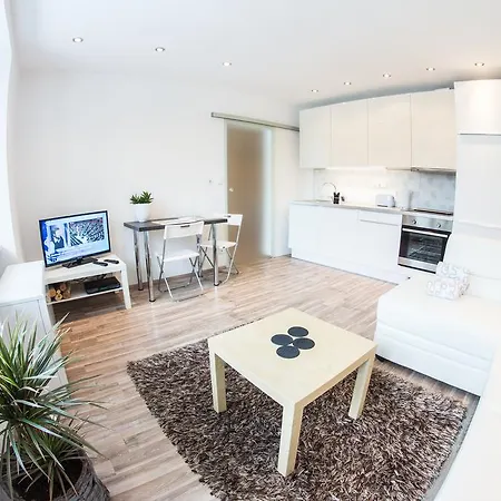 Homestay Bedrichov Apartamento